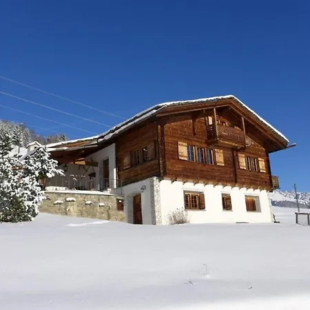 Buendnerchalet Im Herz Der Schweizer Alpen * 迪森蒂斯