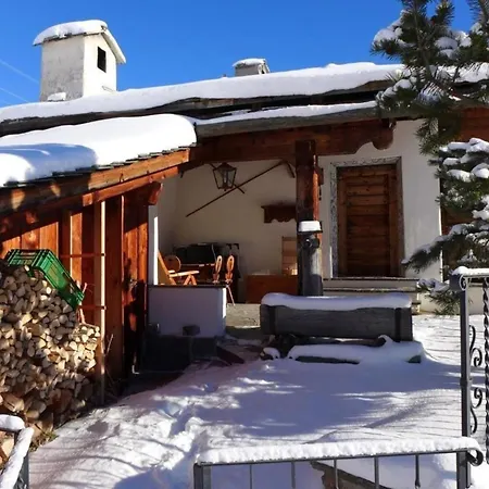 Buendnerchalet Im Herz Der Schweizer Alpen 度假居